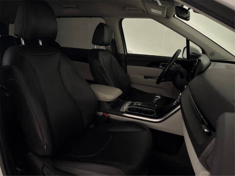 2022 Kia Carnival EX