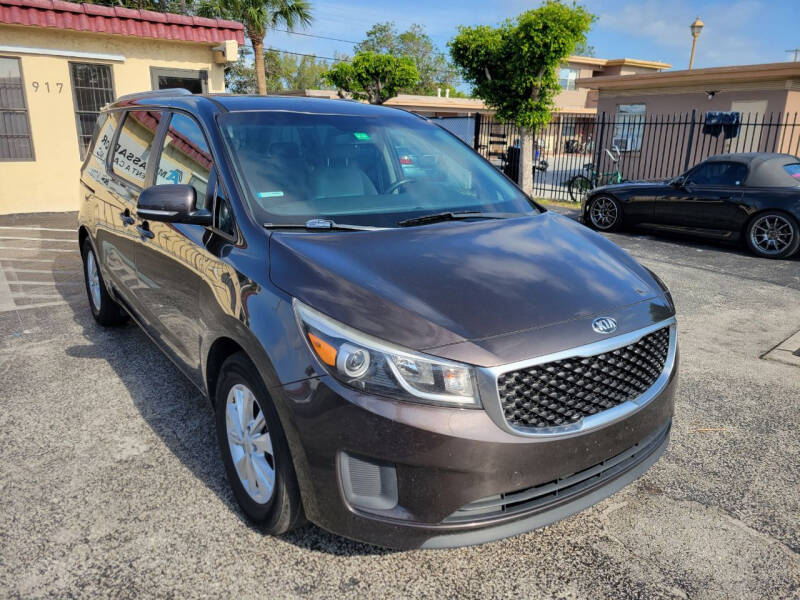 2015 Kia Sedona LX