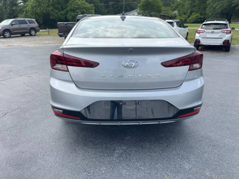2020 Hyundai Elantra