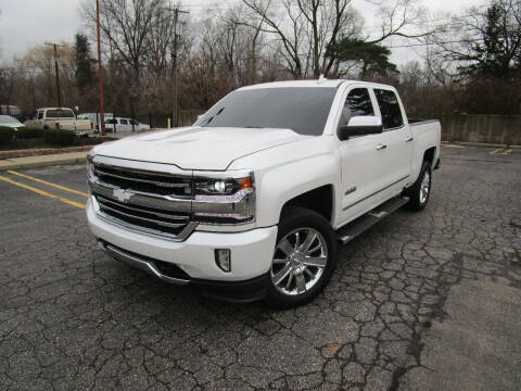 2017 Chevrolet Silverado 1500 for sale at METRO CITY AUTO SALES in Southfield MI