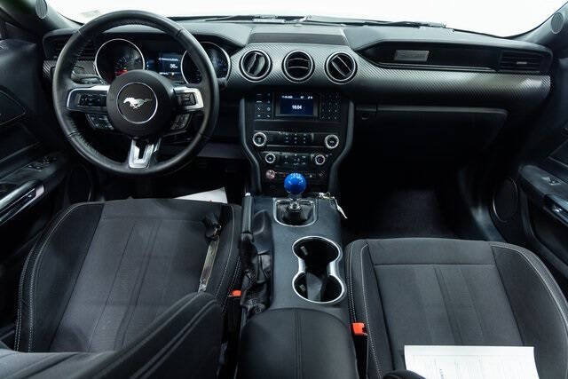 2021 Ford Mustang EcoBoost