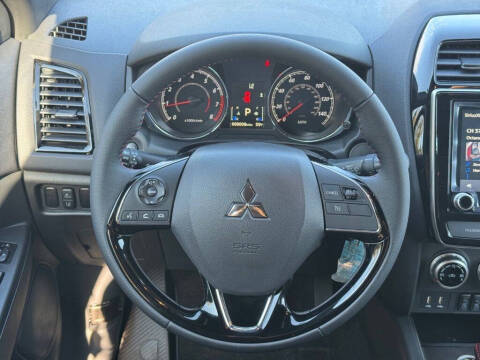 2025 Mitsubishi Outlander Sport S