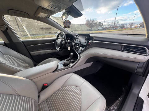 2021 Toyota Camry SE