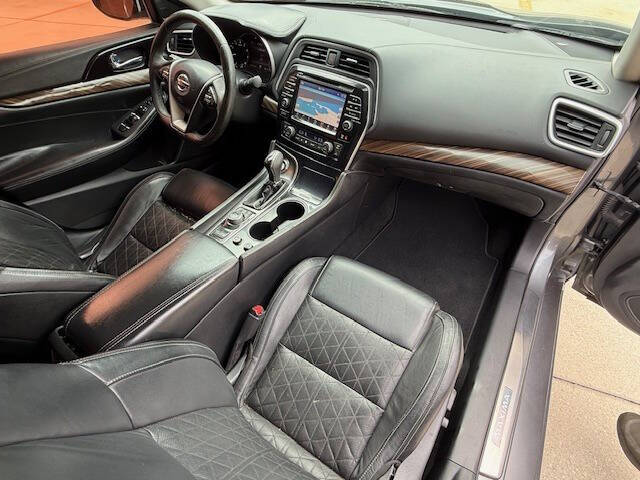 2016 Nissan Maxima Platinum