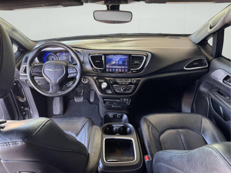 2019 Chrysler Pacifica Touring L Plus