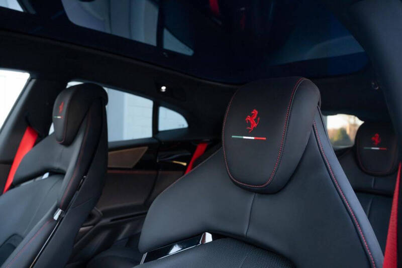 2025 Ferrari Purosangue