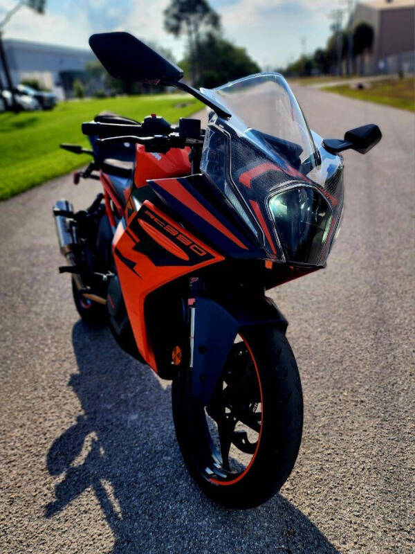 2022 KTM RC 390