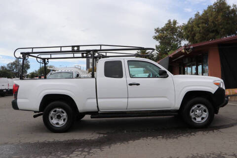 2019 Toyota Tacoma SR