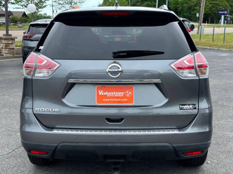 2016 Nissan Rogue S