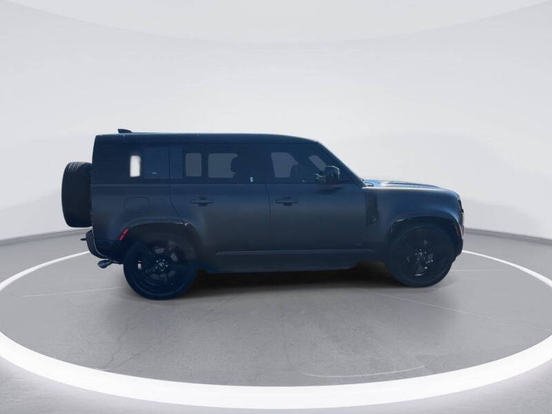 2023 Land Rover Defender