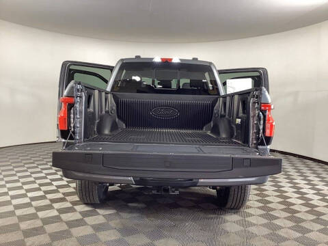 2025 Ford F-150 Lightning Lariat