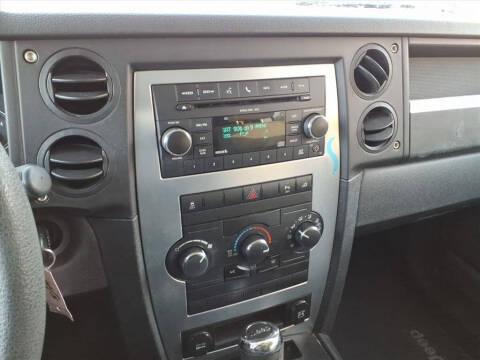 2010 Jeep Commander Sport