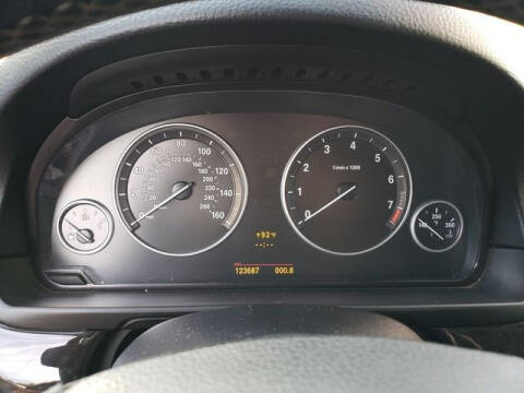 2011 BMW 5 Series 528i