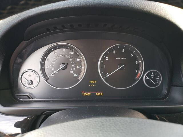 2011 BMW 5 Series 528i