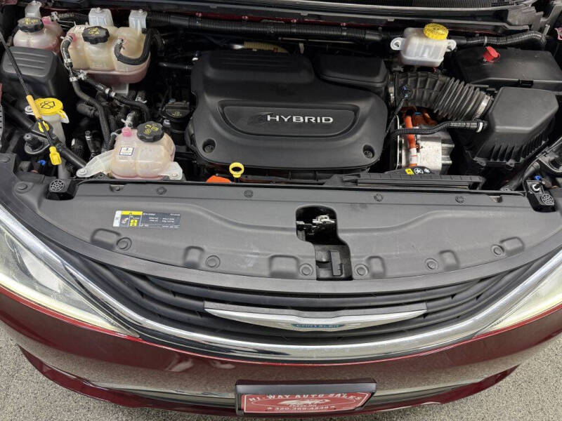 2018 Chrysler Pacifica Hybrid Touring Plus