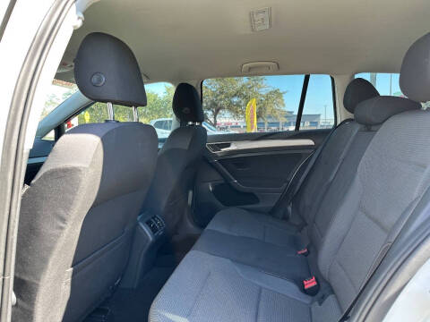 2016 Volkswagen Golf SportWagen TSI S