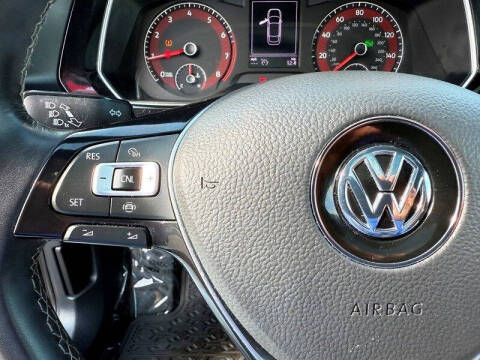 2021 Volkswagen Jetta R-Line