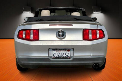 2010 Ford Mustang V6