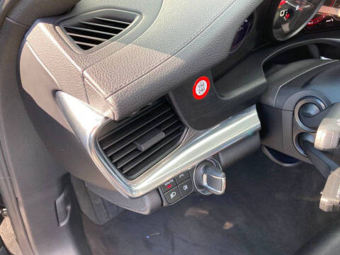 2023 Porsche Panamera 4 Platinum Edition