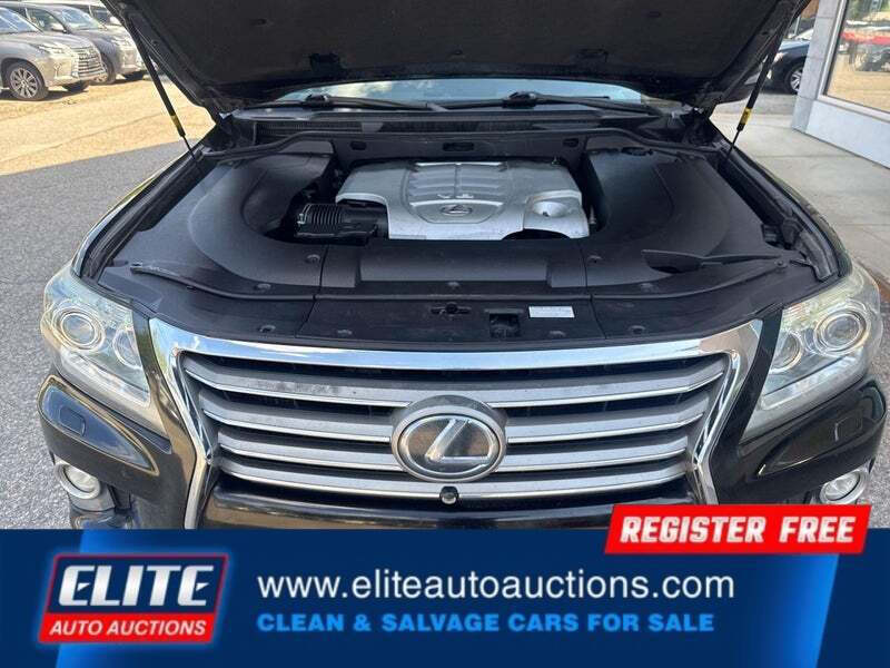 2015 Lexus LX 570