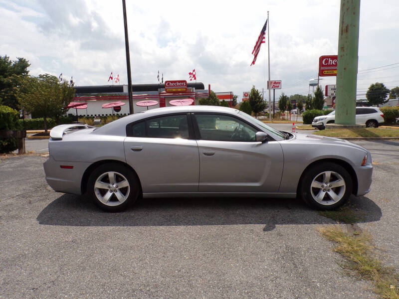 2014 Dodge Charger SE