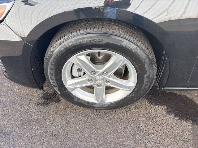 2022 Chevrolet Malibu LS