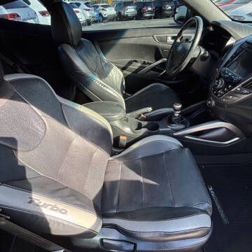 2016 Hyundai Veloster