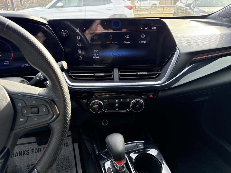 2024 Chevrolet Trax RS