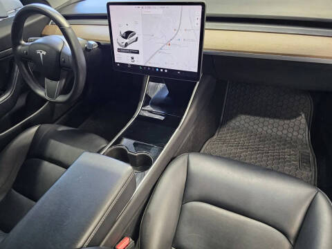 2020 Tesla Model 3 Standard Range Plus