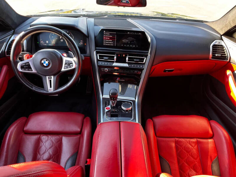 2022 BMW M8 Competition