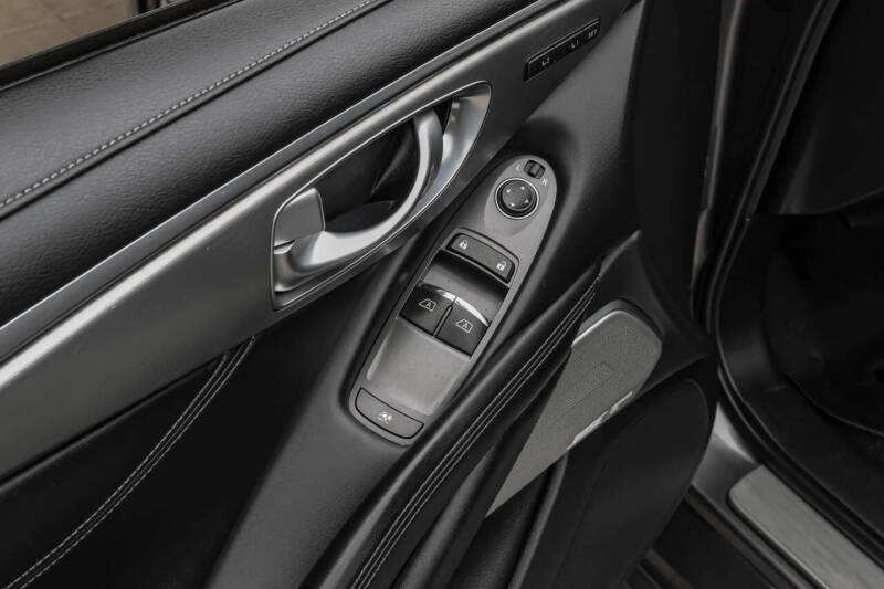 2017 Infiniti Q60 3.0T Premium