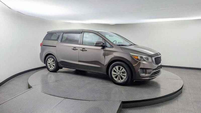 2016 Kia Sedona LX