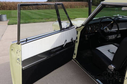 1962 Studebaker GT Hawk