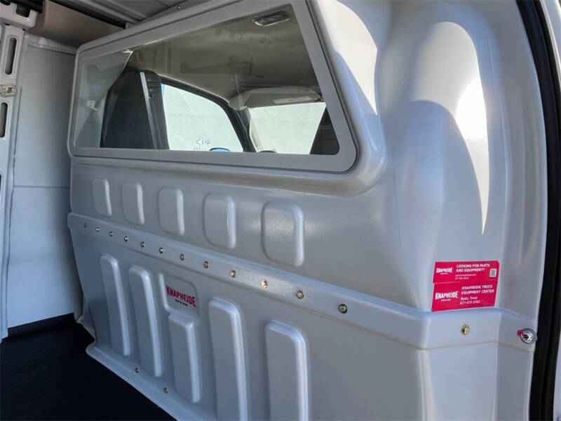 2025 Chevrolet Express 2500