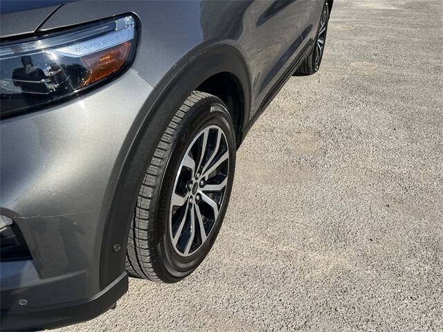 2021 Ford Explorer ST