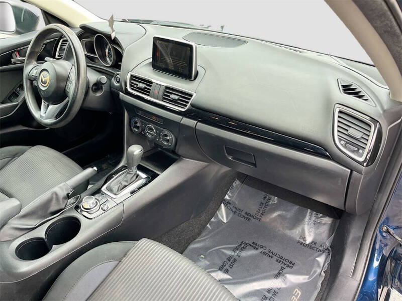 2016 Mazda MAZDA3 i Sport