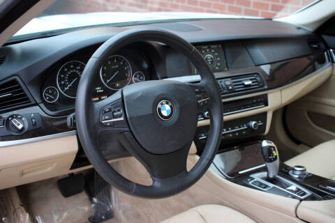 2012 BMW 5 Series 528i xDrive