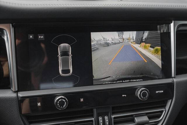 2023 Porsche Macan T