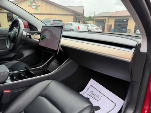 2019 Tesla Model 3 Mid Range