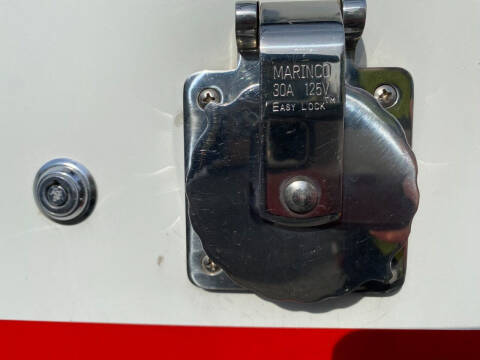 2014 Freightliner MT45 Chassis