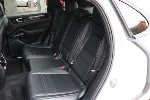 2021 Porsche Cayenne Coupe