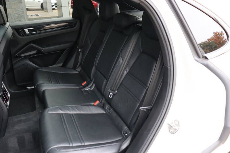 2021 Porsche Cayenne Coupe