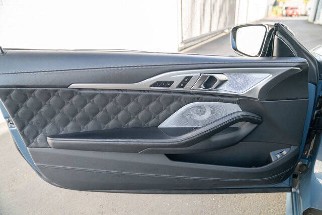 2020 BMW M8 20