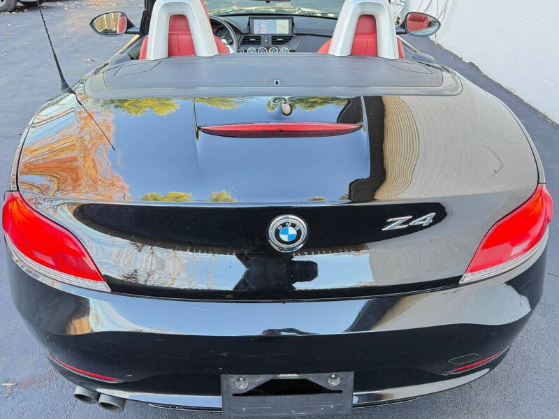 2011 BMW Z4 sDrive30i