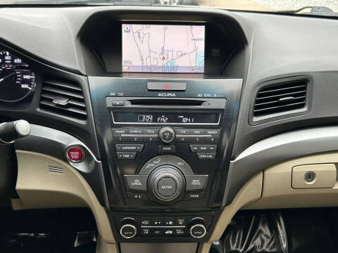 2014 Acura ILX 2.0L w/Tech