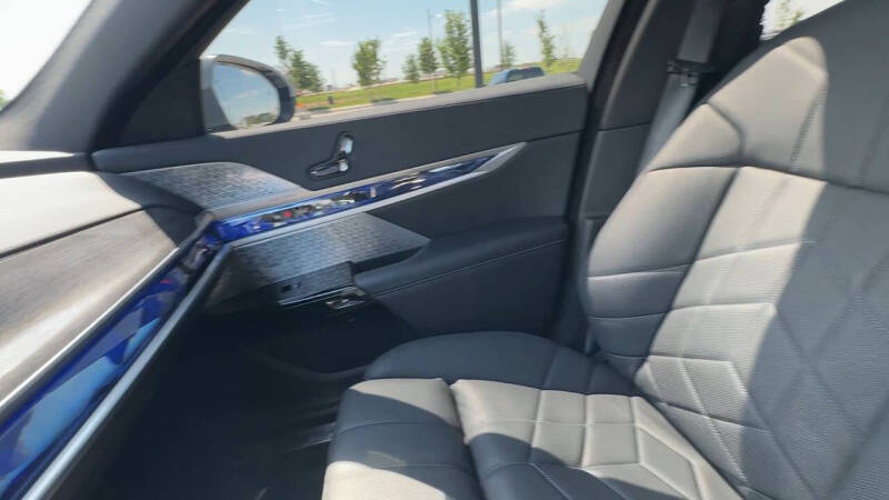 2023 BMW 7 Series 760i xDrive