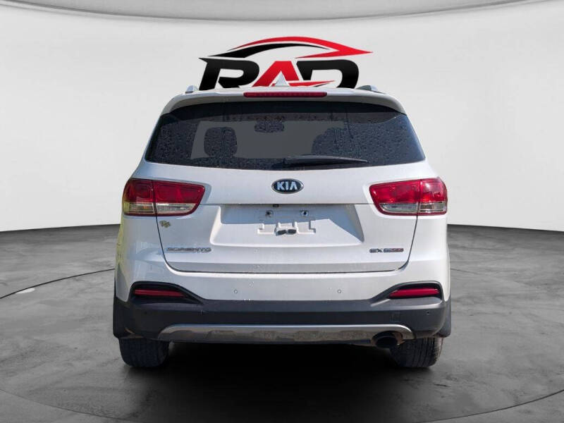 2017 Kia Sorento EX