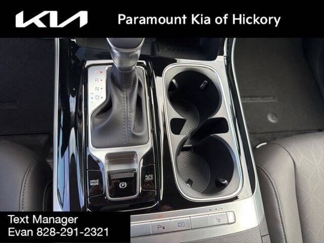 2024 Kia Carnival EX