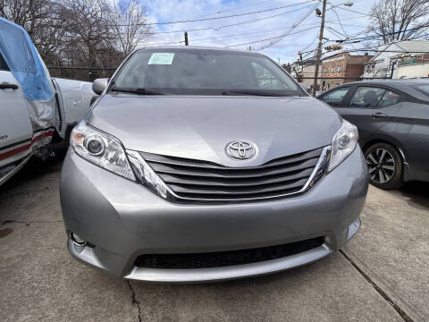 2015 Toyota Sienna for sale at Mr. Motorsales in Elizabeth NJ