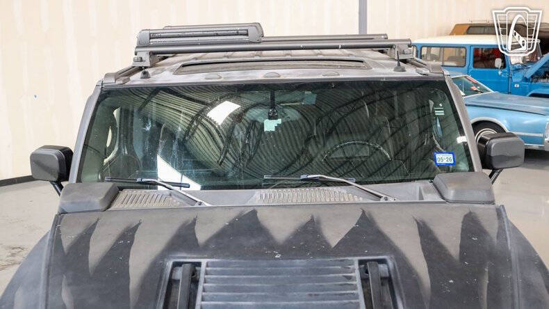 2003 HUMMER H2